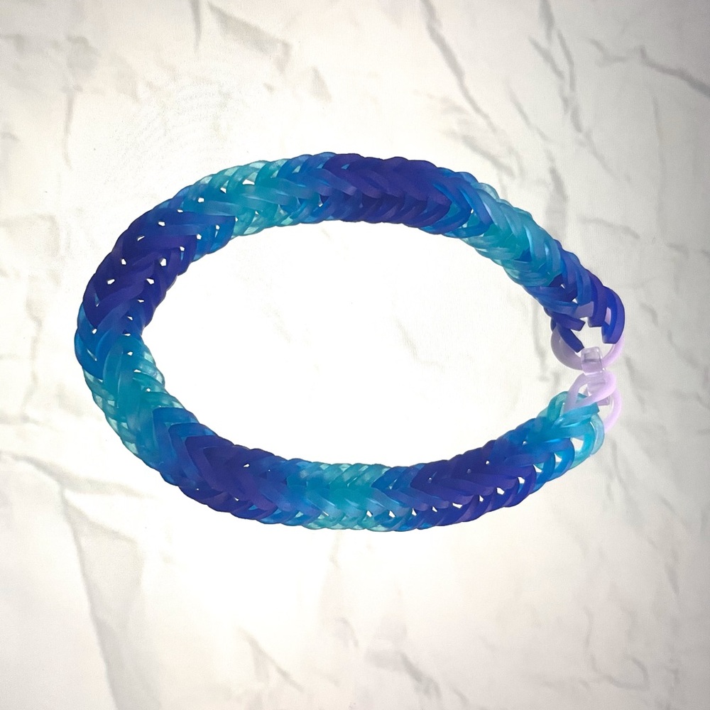 Sea Foam Rainbow Loom Bracelet